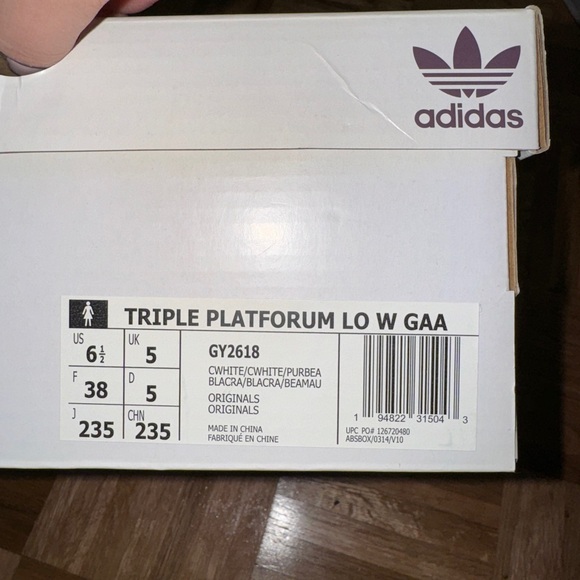 BNWT Adidas x Girls are Awesome triple platforum low - Picture 10 of 12